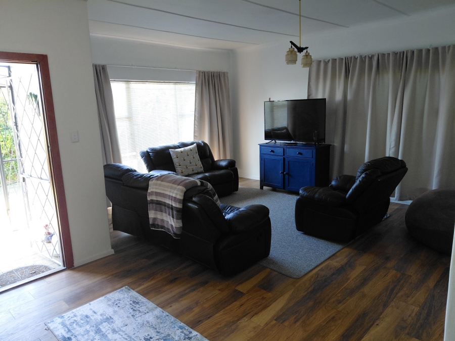 3 Bedroom Property for Sale in Bothasrus Eastern Cape